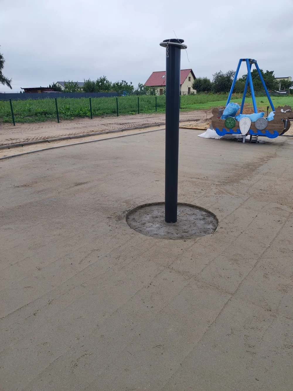 Plac zabaw w Sulnówku, zdjęcie 9