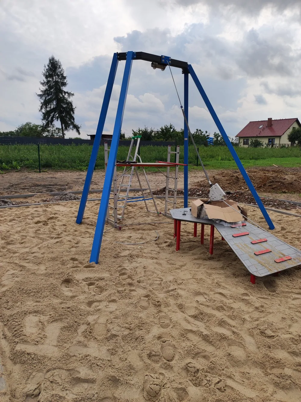 Plac zabaw w Sulnówku, zdjęcie 14
